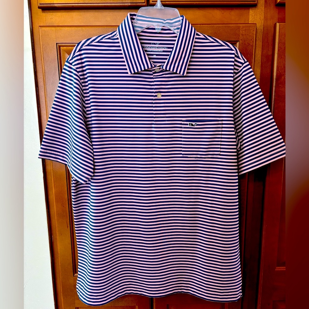 Men’s Vineyard Vines Performance Polo Size:M Color: Blue & Pink Stripes